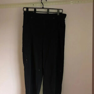 Lucy Capri cargo pants